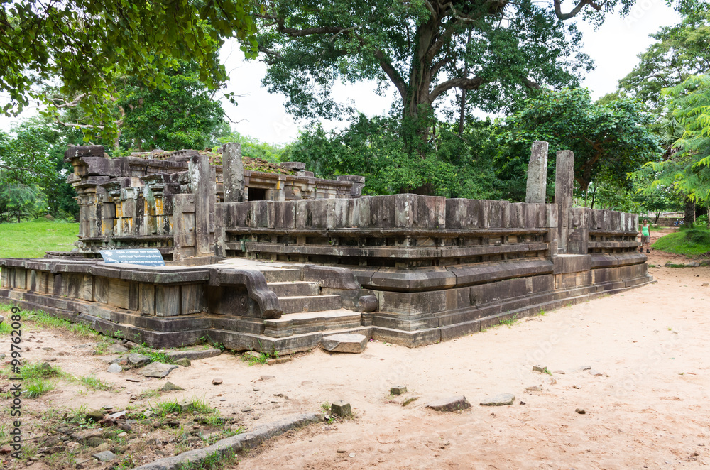 Hindu temple ruin in Polonnaruwa Hindu temple ruin in Polonnaruwa