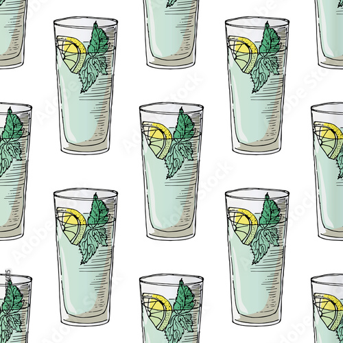 Painted illustration with drinks. A glass of mohito. Seamless pattern.