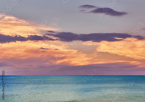 Beautiful sea sunset cloudy sky © Prazis Images