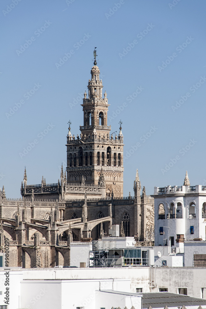 principal monumento de la ciudad de Sevilla, La Giralda