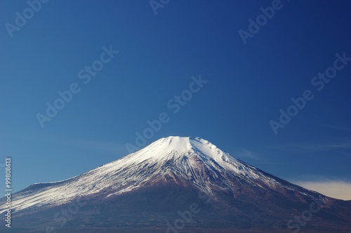 Mt.Fuji, beautiful blue sky background 青空と富士山
