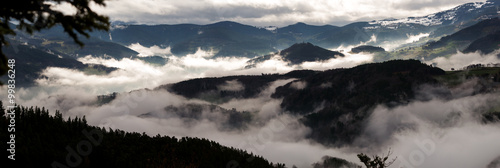 Orbey, Tour du Faudé dans la brume photo