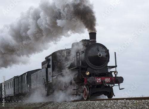 Obraz na plátně Vintage černá parní vlak
