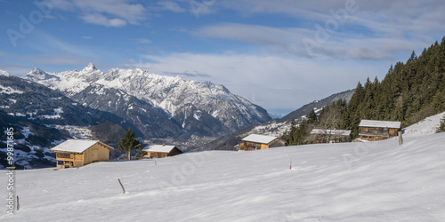 Fototapeta Naklejka Na Ścianę i Meble -  Winter in den Alpen