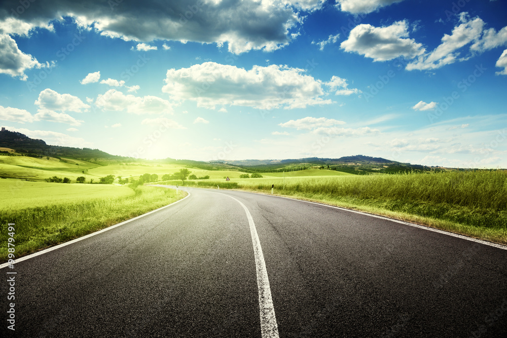 Naklejka premium asphalt road in Tuscany, Italy