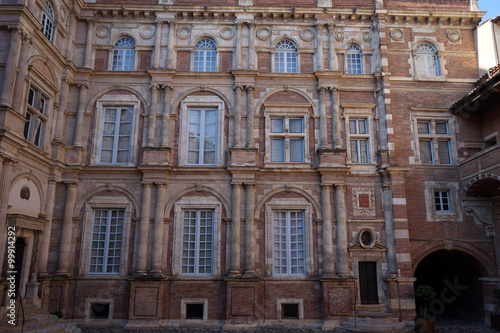 Courtyard of the Renaissance Palace or Hotel d'Assezat © Valery Shanin