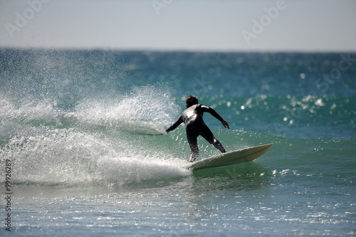 surfer in welle