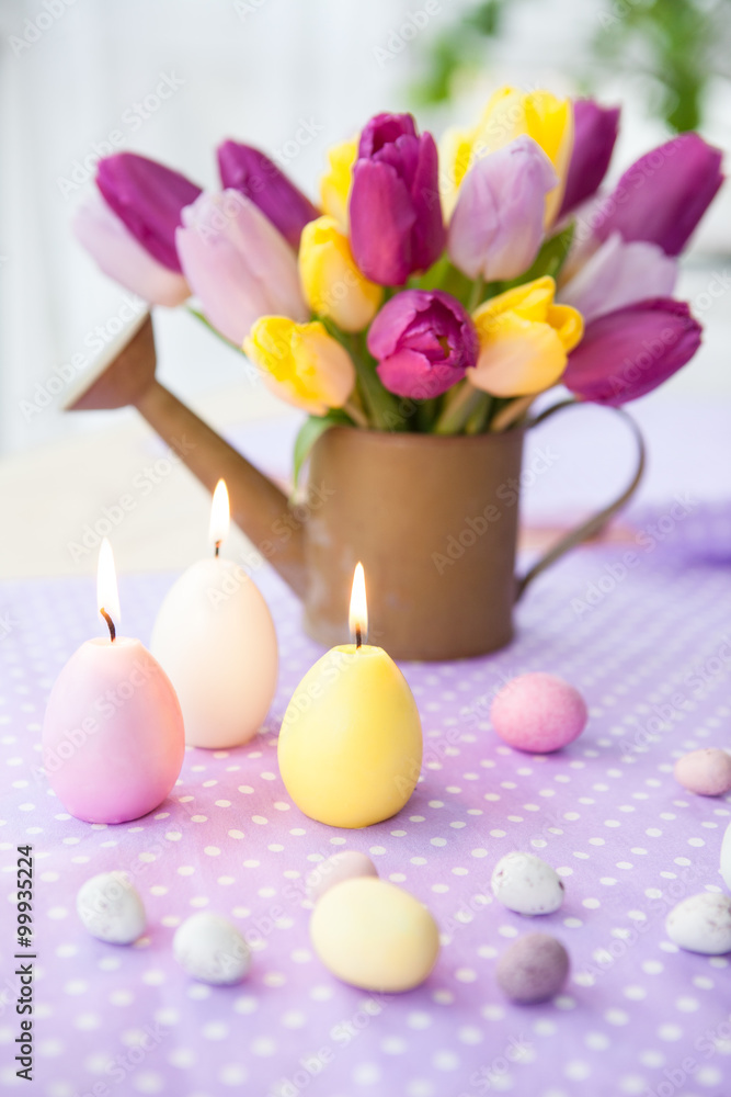 Obraz premium Bunte Tulpen auf Lila