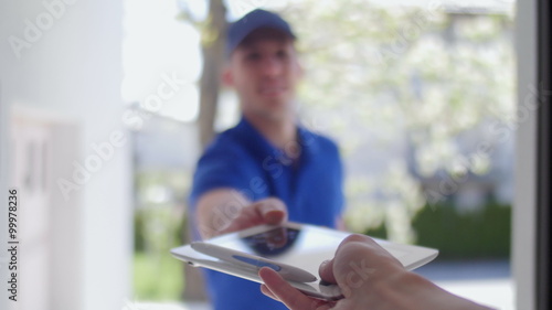 Delivery guy customer POV rack focus