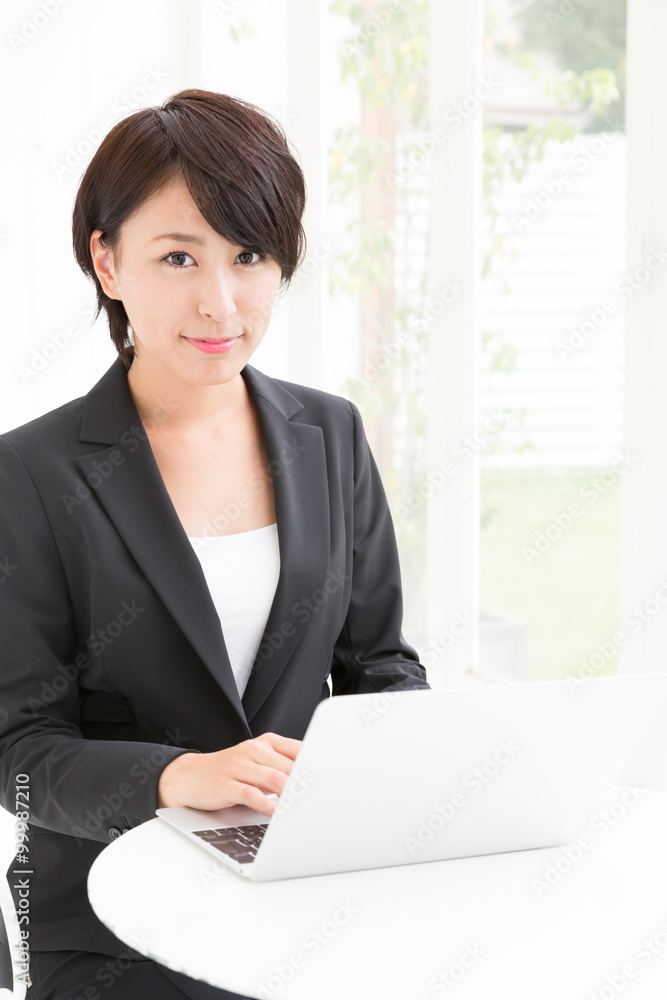 asian businesswoman working in the cafe asian businesswoman working in the cafe