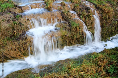 cascade p  trifiante de Caylus  82