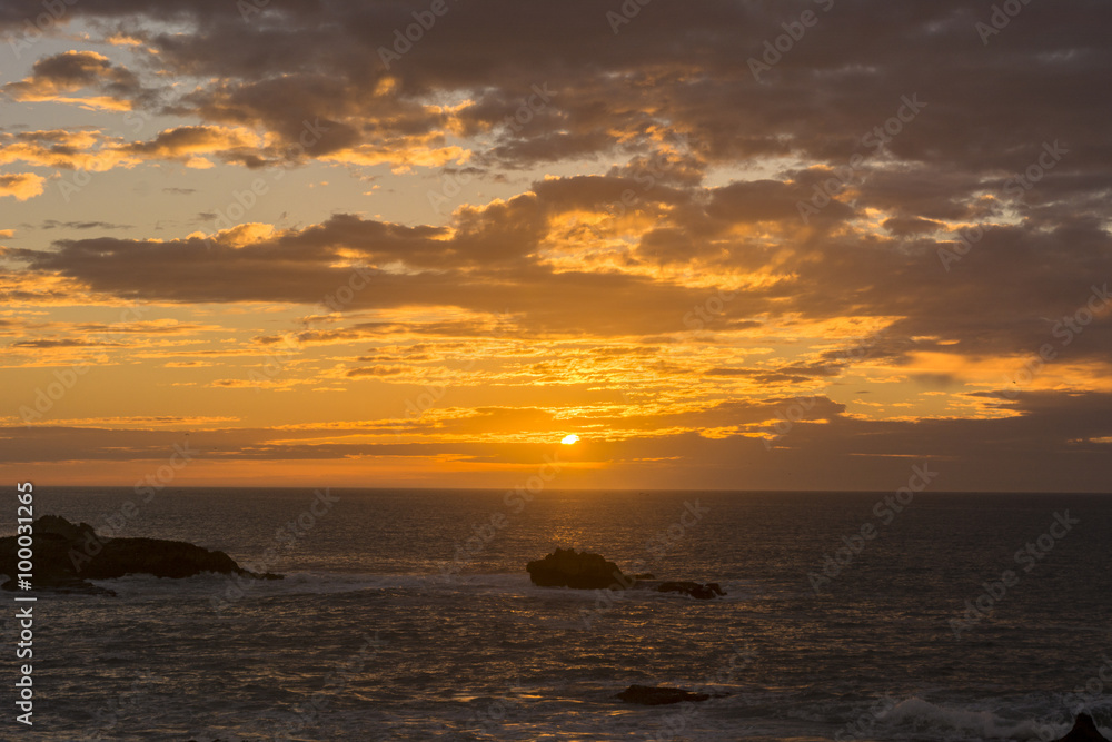 Obraz premium 世界遺産・エッサウィラの夕日