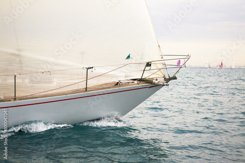 regata con barche a vela nel mar mediterraneo photo