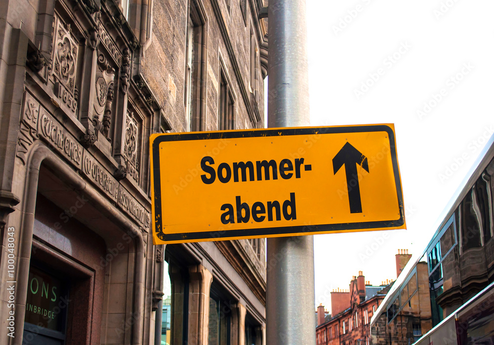 Obraz premium Strassenschild 44 - Sommerabend