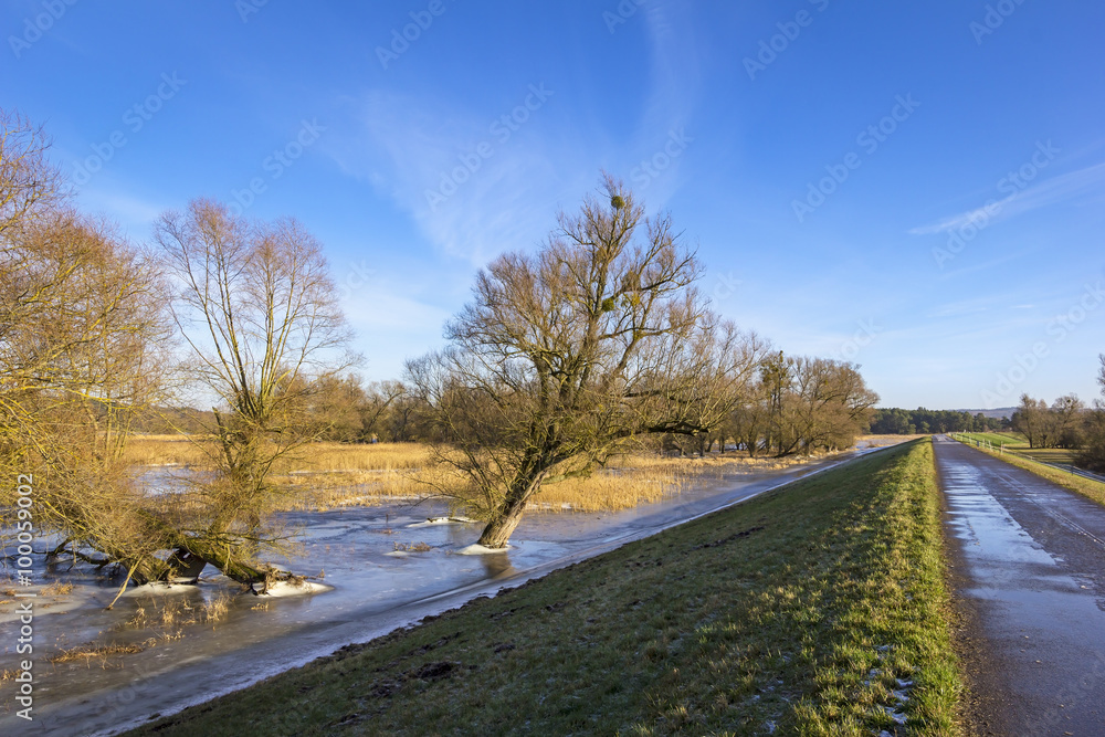 Fototapeta premium Winter flood at the Oder River in February.