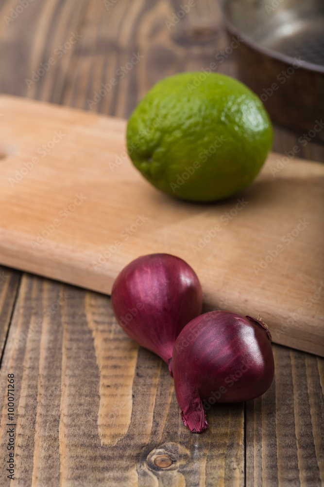 Two onions with lime Two onions with lime