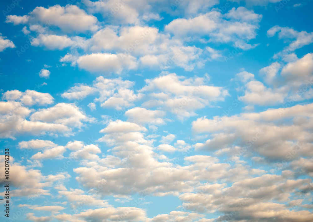 Fototapeta premium White Clouds and Blue Sky