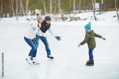 Fototapeta Ice skating