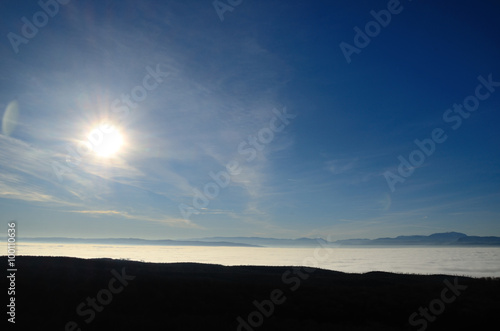 sonne und nebel im tal