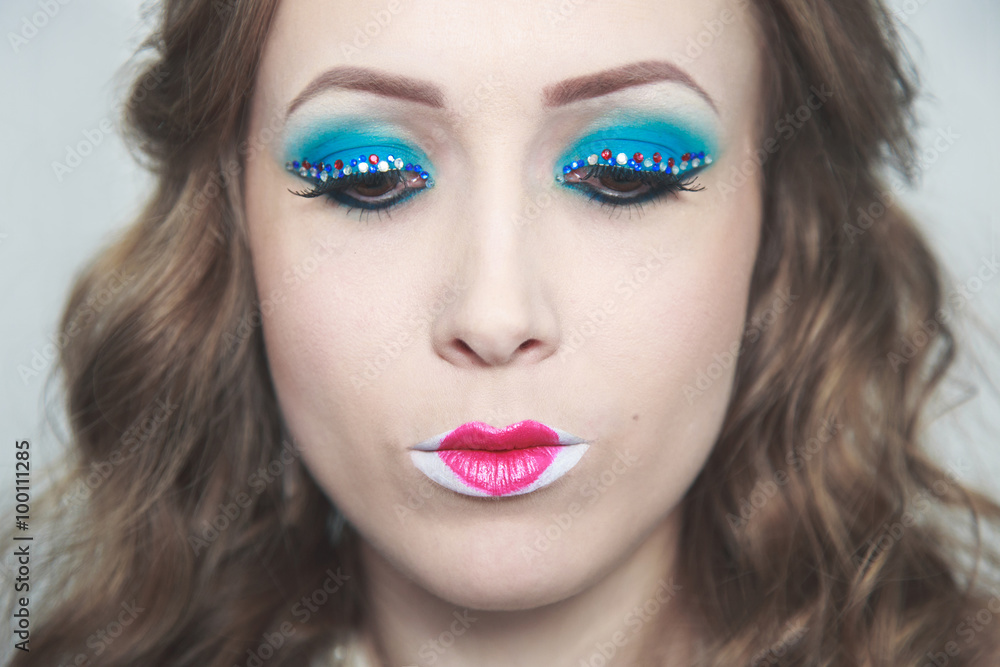 Blue make-up Blue make-up