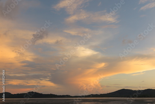 cloud on island