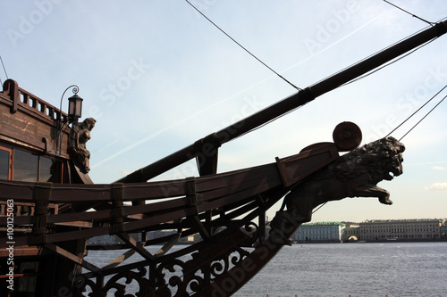 Canvas Print The bowsprit on the bow