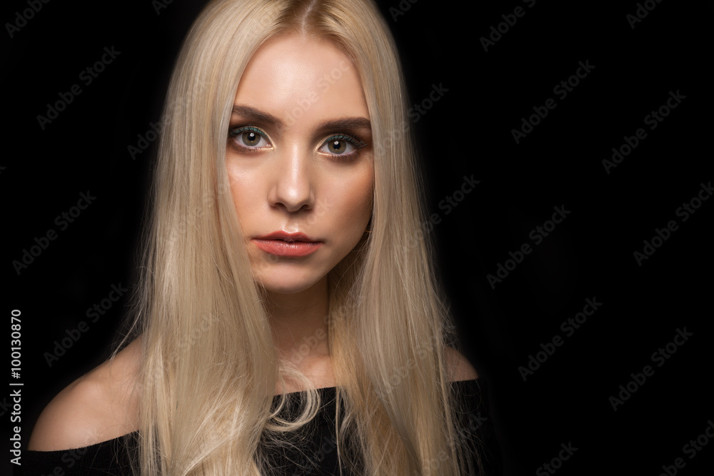 custom made wallpaper toronto digitalPortrait of a girl on a black background