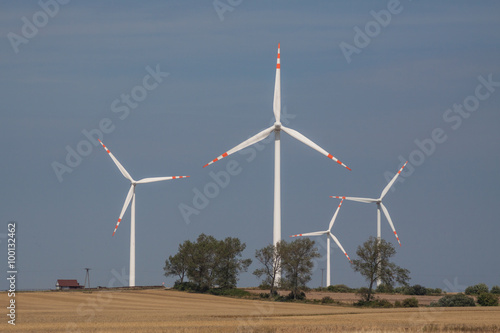 Elektrownia wiatrowa w okolicach Darłowa photo