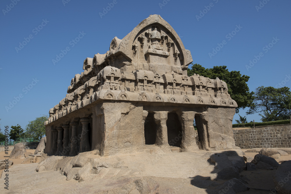 Templo de las Cinco Ratas o Pancha Rathas, Mamallapuram, India. 