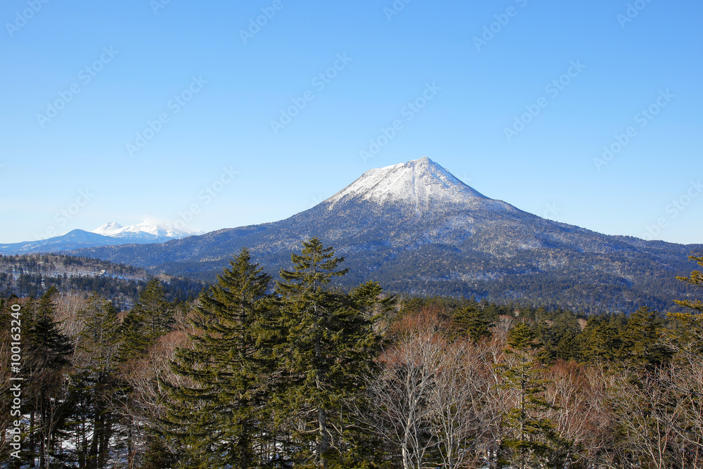 北海道　阿寒　冬の雄阿寒岳　Mount Oakan Hokkaido Japan in winter