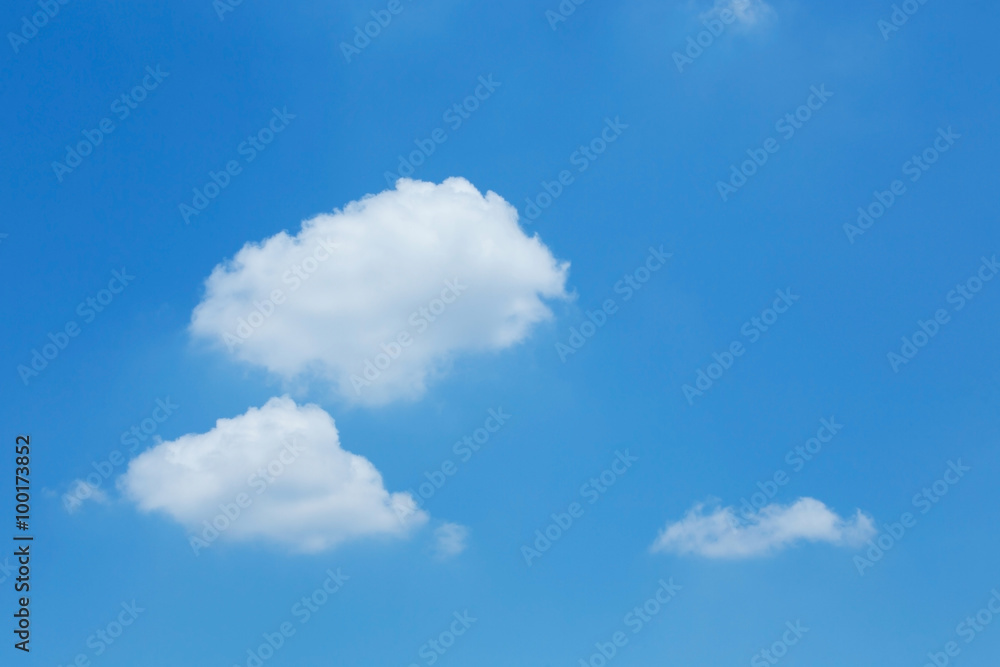 fluffy white cloud floating on clear blue sky background fluffy white cloud floating on clear blue sky background