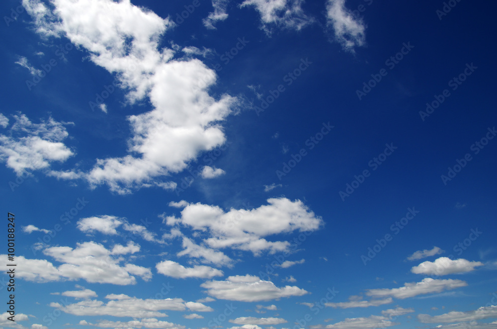 Obraz premium white clouds