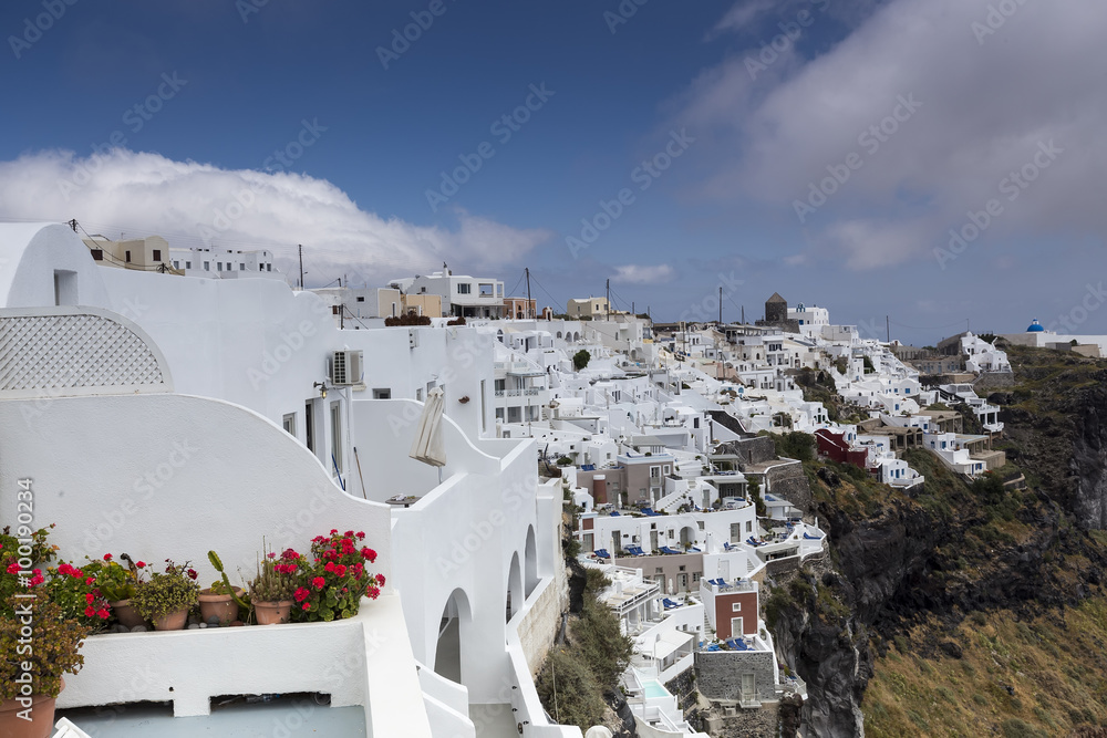 Naklejka premium View of houses and picturesque in Santorini island, Aegean sea