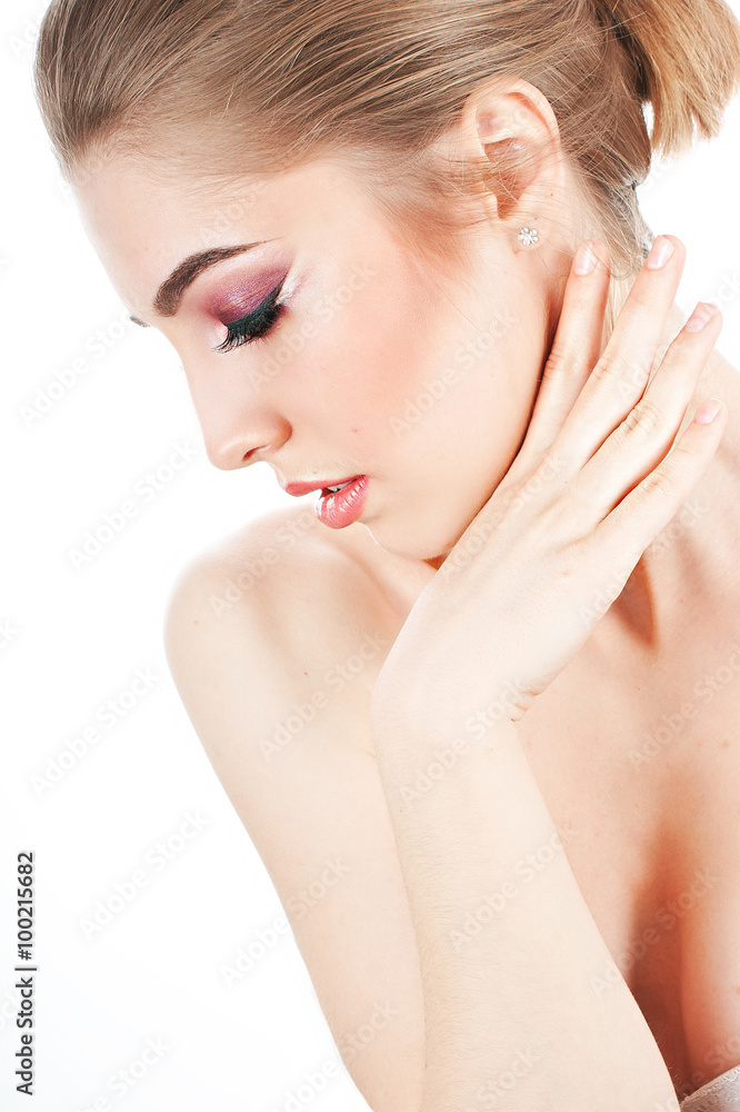 Simple makeup Simple makeup