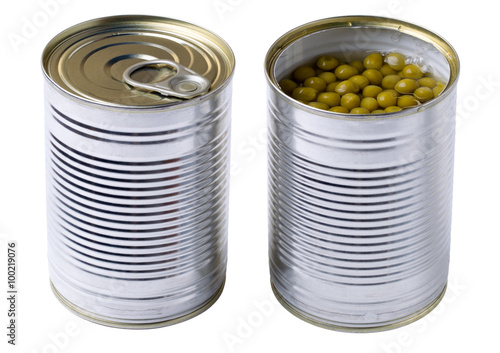 Opened tin with green peas isolated