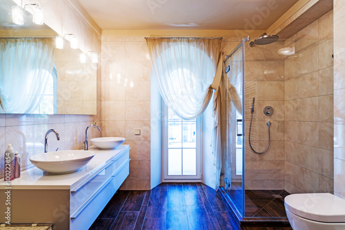 Beautiful Large Bathroom in Luxury Home 