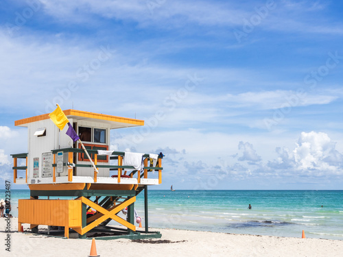 The Miami Lifeguard Tower © stbaus7