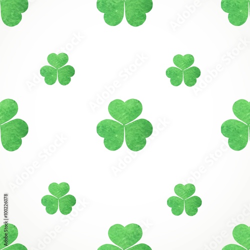 Seamless pattern of  watercolor shamrocks clover on St. Patrick 
