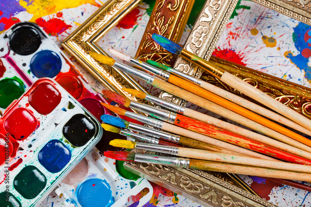 Fototapeta premium Brushes, paints, pencils for drawing