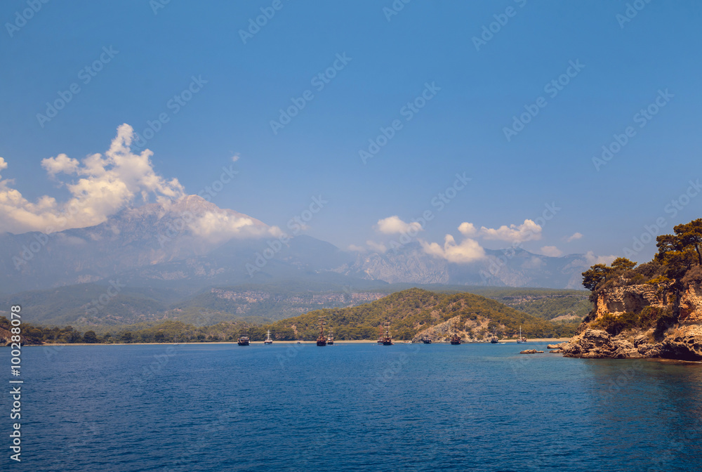 Fototapeta premium Beautiful sea coast