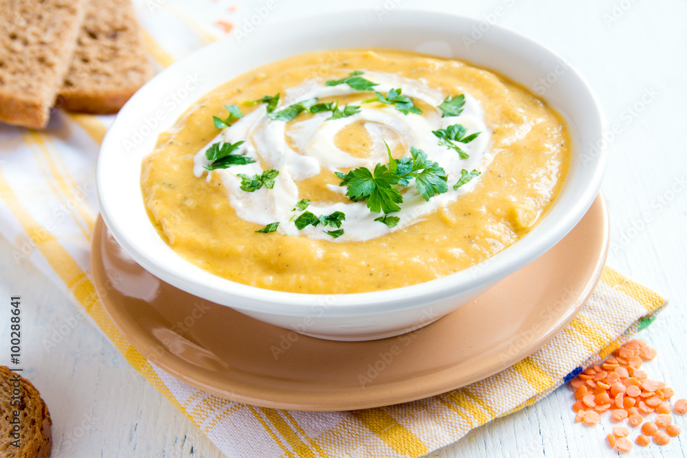 Lentil and pea cream soup Lentil and pea cream soup