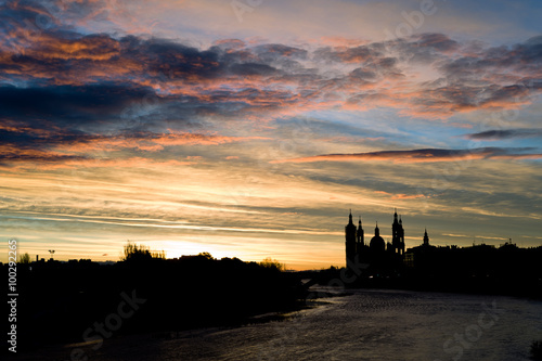 Sunrise at the river © Ricardo Hernandez
