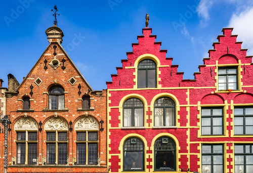 Obraz na płótnie Bruges colorful houses in Markt, Belgium w salonie