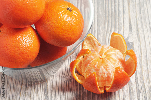Tangerines in bowl