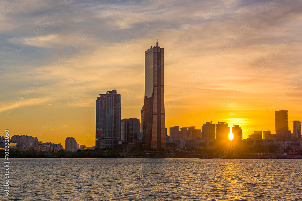 Obraz premium Korea,Sunset of Han river in Seoul City.
