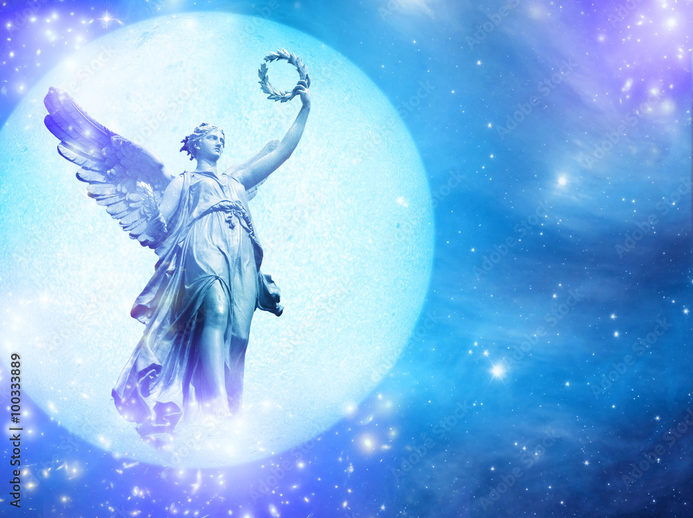 Naklejka premium angel in a blue planet over starry sky