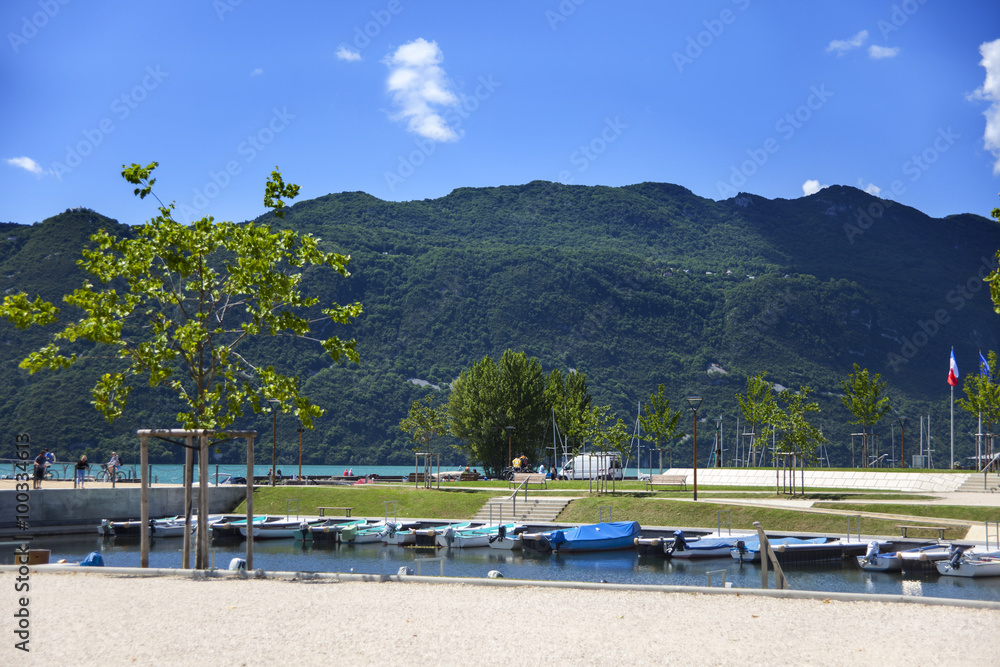 Lake Bourge, Little port Aix- les Bains