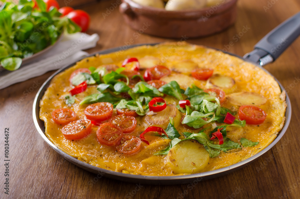 Frittata with tomatoes, herbs and chilli Frittata with tomatoes, herbs and chilli