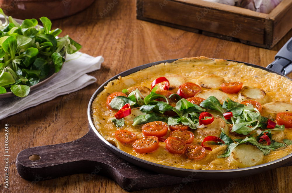 Frittata with tomatoes, herbs and chilli Frittata with tomatoes, herbs and chilli