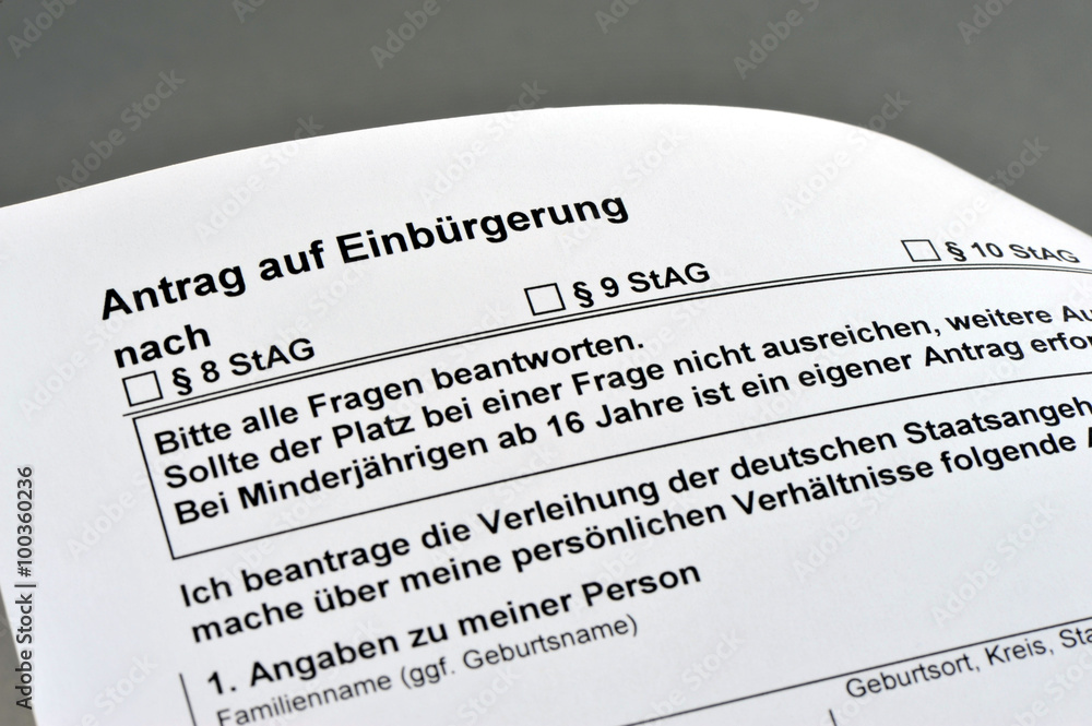 Antrag Auf Einbürgerung Formular Pdf Nrw stock.adobe.com